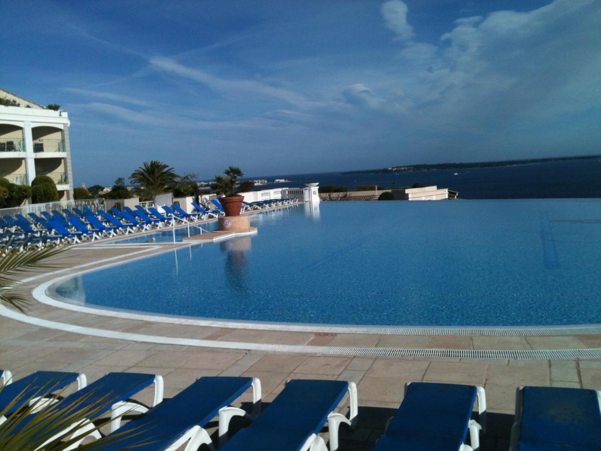 Appartement Renove, Piscine A Debordement, Vue Mer Cannes Exterior photo